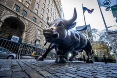 US stocks slump as fears over Big Tech shake Wall Street